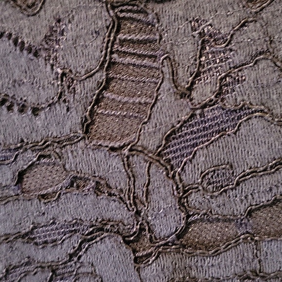 LULU'S xs navy blue lace blouse lined - Picture 3 of 5